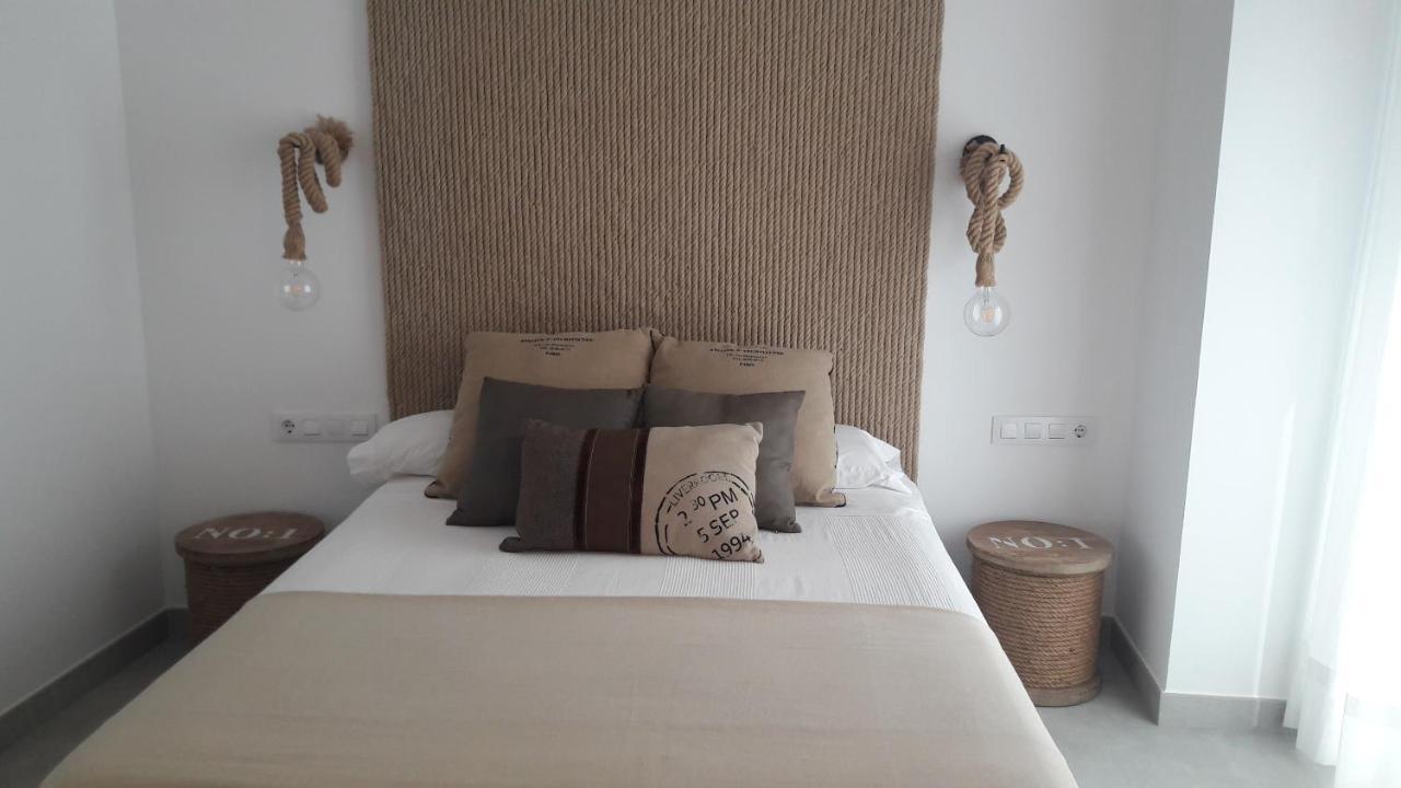 Hostal Cervantes Playa Garrucha Esterno foto