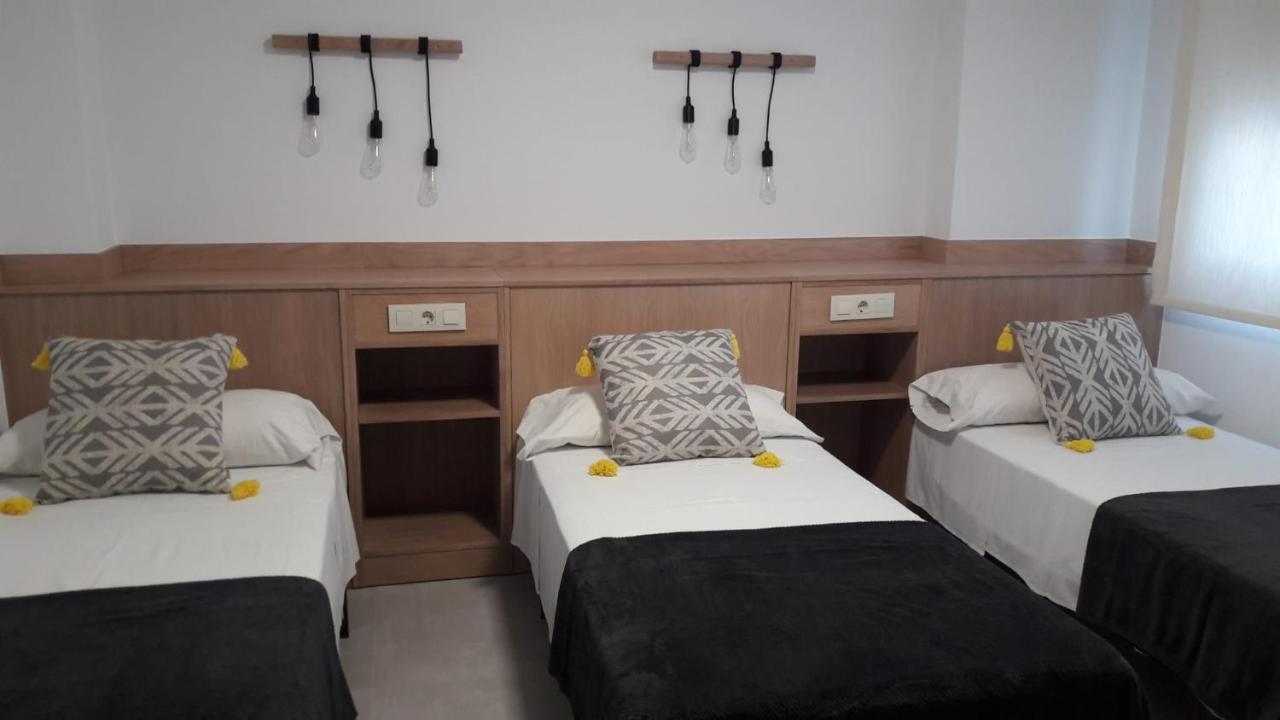 Hostal Cervantes Playa Garrucha Esterno foto