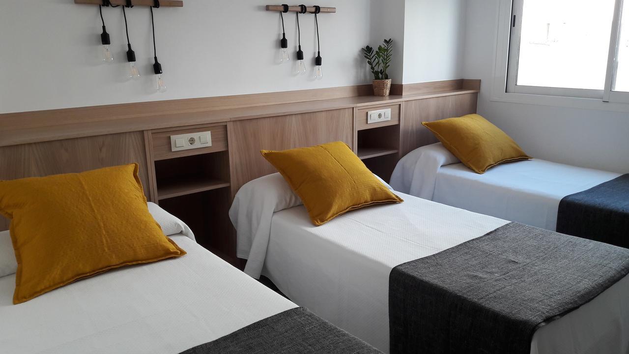 Hostal Cervantes Playa Garrucha Esterno foto